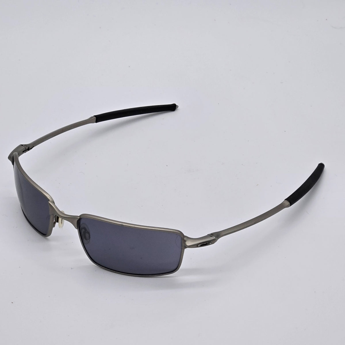 Oakley Square Wire sunglasses front angle