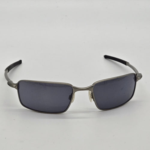 Oakley Square Wire sunglasses front view